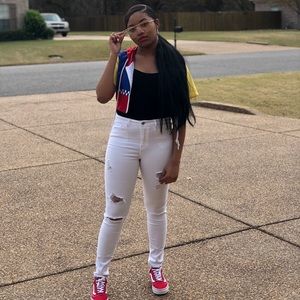 Meet your Posher, Layla